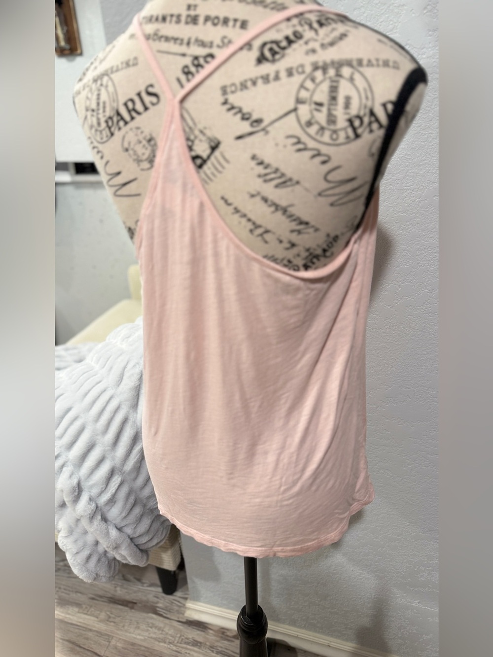 H&M Women’s Large Blush Pink Flowy Cami Tank Top | Lightweight Spaghetti Strap - Picture 6 of 7